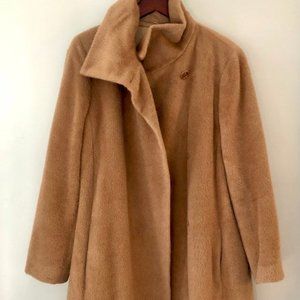 Stunning! MAX MARA Alpaca Coat